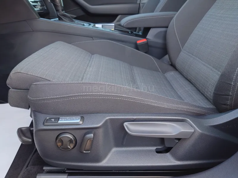 Volkswagen Passat 2022