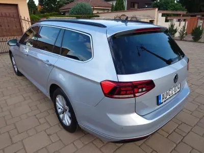 Volkswagen Passat 2022 (miniatűr)