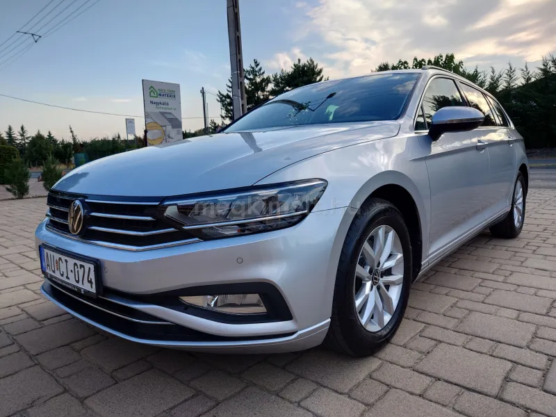Volkswagen Passat 2022