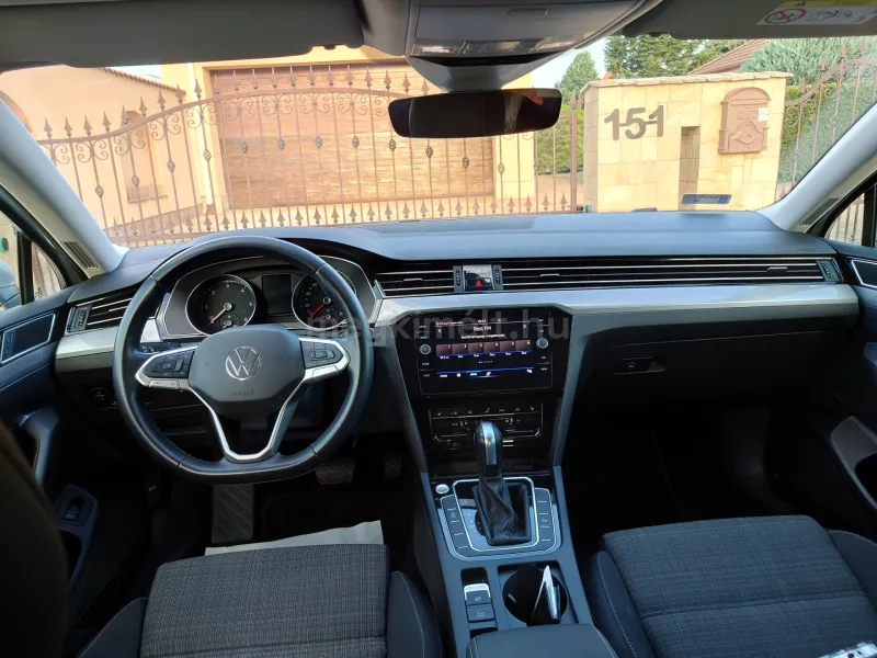 Volkswagen Passat 2022