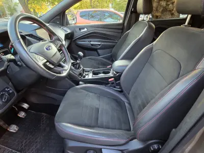 Ford Kuga 2019 (miniatűr)