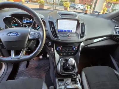 Ford Kuga 2019 (miniatűr)
