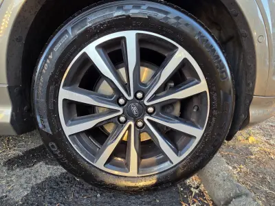 Ford Kuga 2019 (miniatűr)