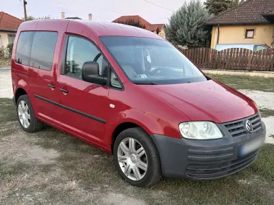 Volkswagen Caddy 2005 (miniatűr)