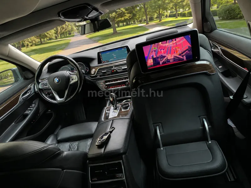 BMW 730 2018
