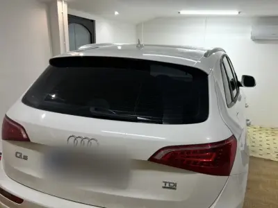Audi Q5 2011 (miniatűr)