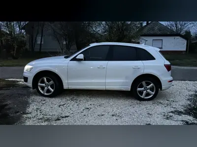 Audi Q5 2011 (miniatűr)