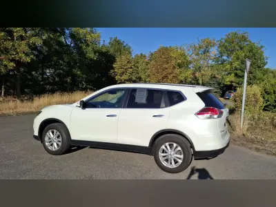 Nissan X-Trail 2016 (miniatűr)