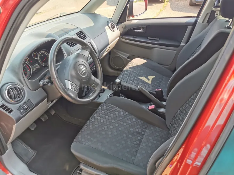 Suzuki SX4 2013