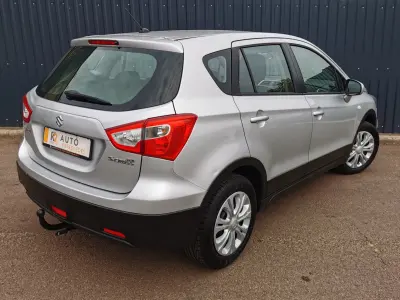 Suzuki (SX4) S-Cross 2017 (miniatűr)