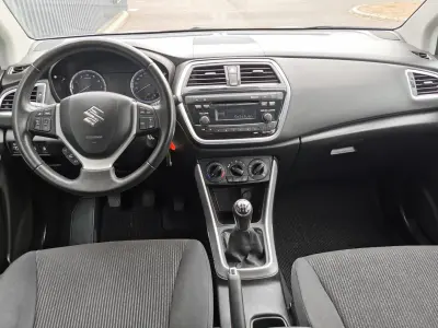 Suzuki (SX4) S-Cross 2017 (miniatűr)