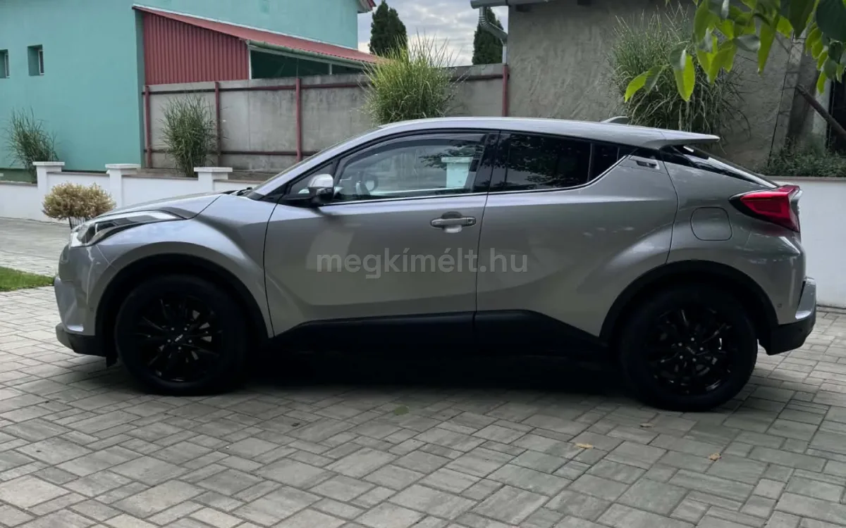 Toyota C-HR 2017