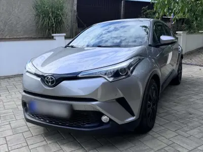 Toyota C-HR 2017 (miniatűr)