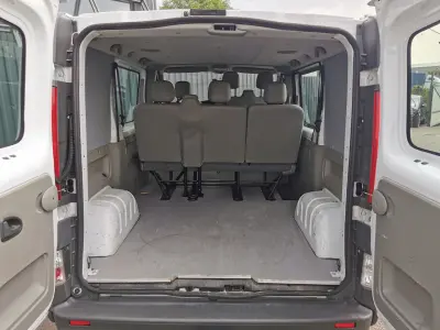 Opel Vivaro 2014 (miniatűr)