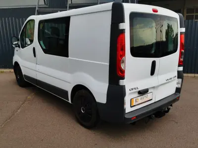Opel Vivaro 2014 (miniatűr)