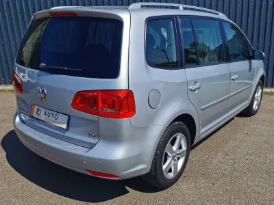 Volkswagen Touran 2012 (miniatűr)