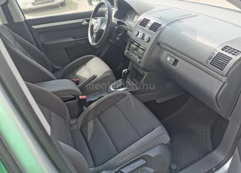 Volkswagen Touran 2012