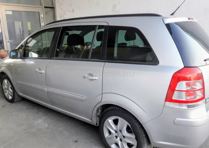 Opel Zafira 2013