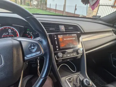 Honda Civic 2018 (miniatűr)