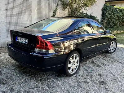 Volvo S60 2008 (miniatűr)