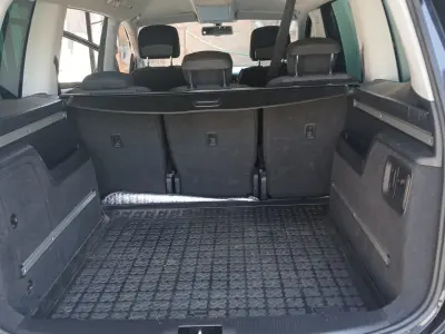 Volkswagen Sharan 2012 (miniatűr)