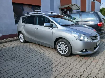Toyota Verso Egyterű