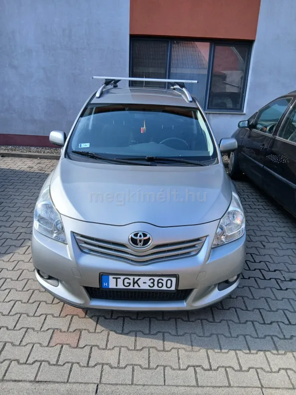 Toyota Verso 2012