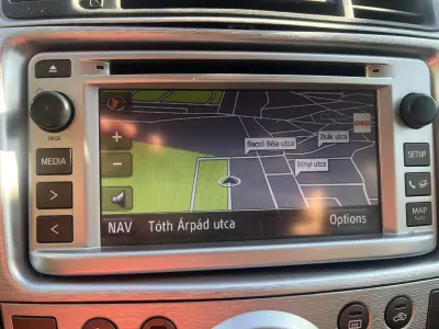 Toyota Verso 2012 (miniatűr)