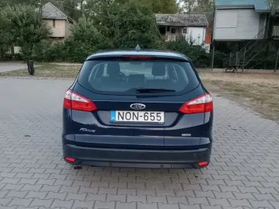 Ford Focus 2013 (miniatűr)