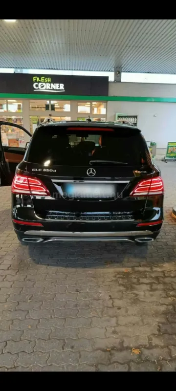 Mercedes-Benz GLE 350 2016