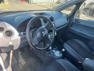 Mitsubishi Colt 2005 (miniatűr)