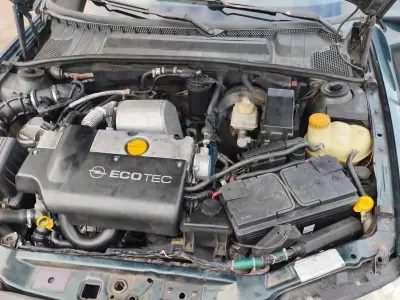 Opel Vectra 1999 (miniatűr)