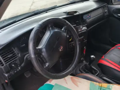 Opel Vectra 1999 (miniatűr)