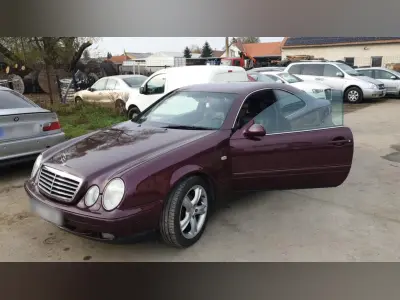 Mercedes-Benz CLK 230 1999 (miniatűr)