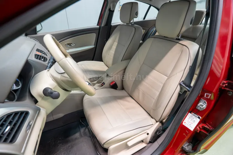 Renault Fluence 2015