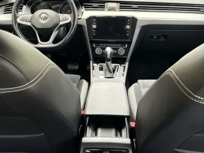 Volkswagen Passat 2019 (miniatűr)