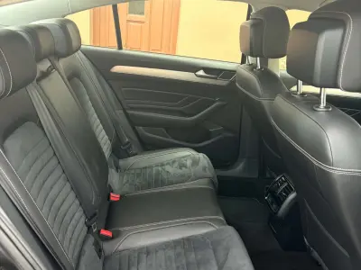 Volkswagen Passat 2019 (miniatűr)