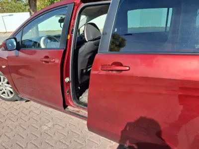 Mazda 5 2011 (miniatűr)