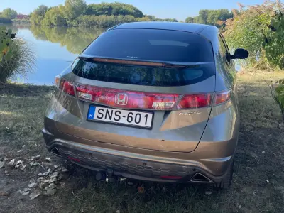 Honda Civic 2005 (miniatűr)