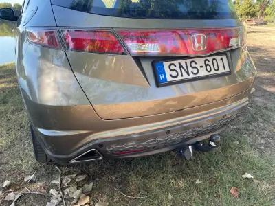 Honda Civic 2005 (miniatűr)