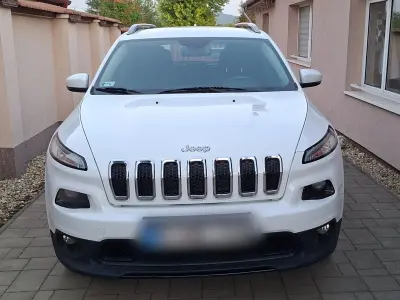 Jeep Cherokee 2.0 MJD Longitude activ drive l. Autómata