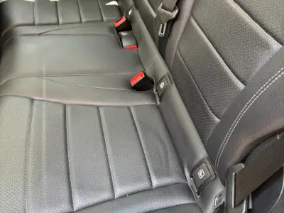 Mercedes-Benz GLC 350 2019 (miniatűr)
