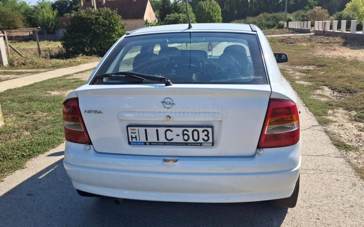 Opel Astra 2002