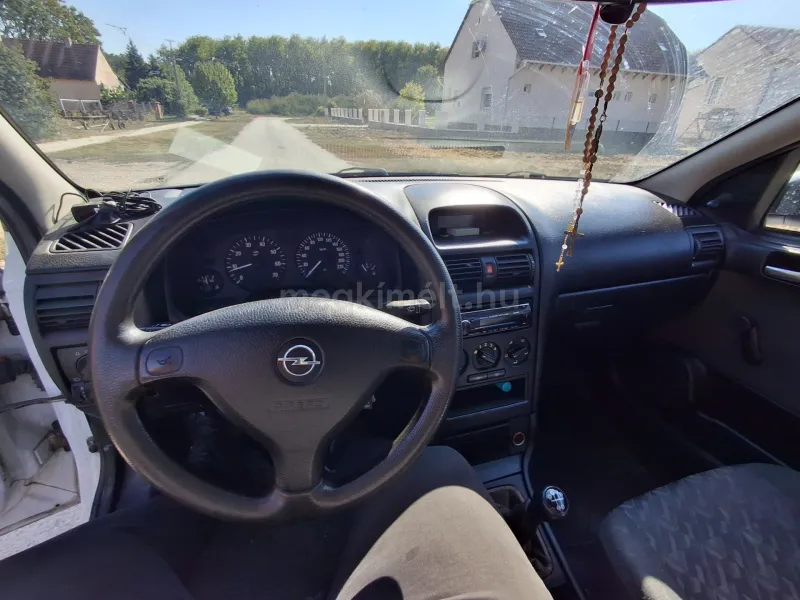 Opel Astra 2002