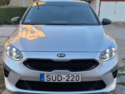 Kia cee'd / Ceed fedehátu
