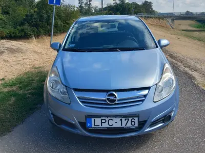 Opel Corsa 2009 (miniatűr)