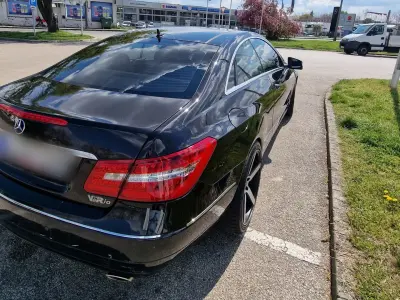 Mercedes-Benz E 350 2010 (miniatűr)