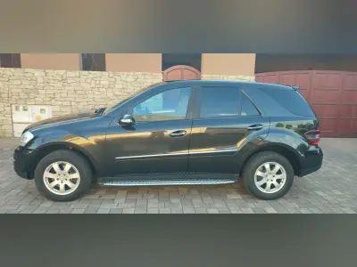 Mercedes-Benz ML 320 2008 (miniatűr)