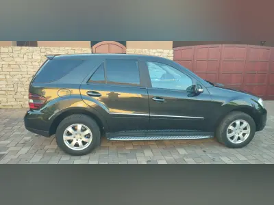 Mercedes-Benz ML 320 2008 (miniatűr)