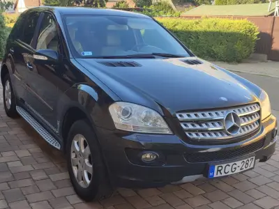 Mercedes-Benz ML 320